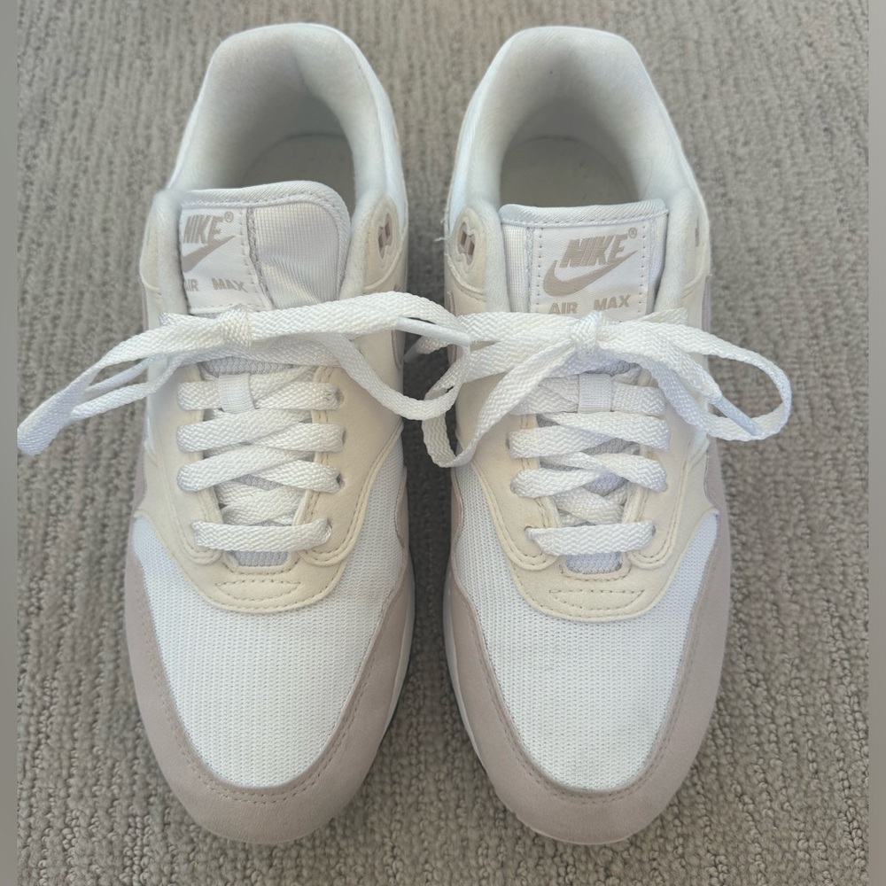 Women’s Nike Air Max 1 ‘87 Sneakers